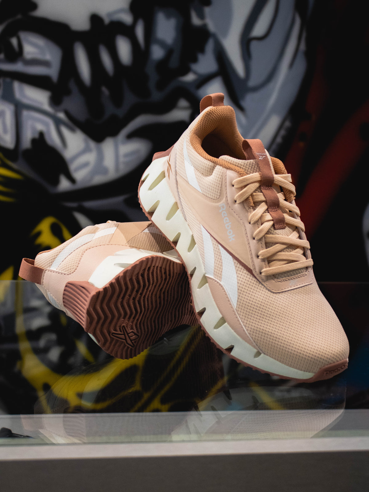 Reebok Zig Dynamica STR Beige